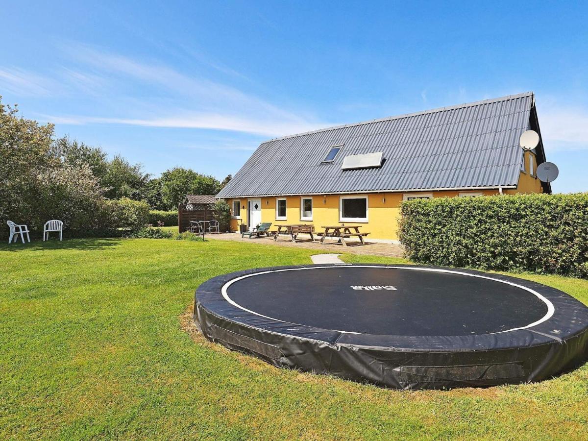 10 Person Holiday Home In Vinderup Exterior foto